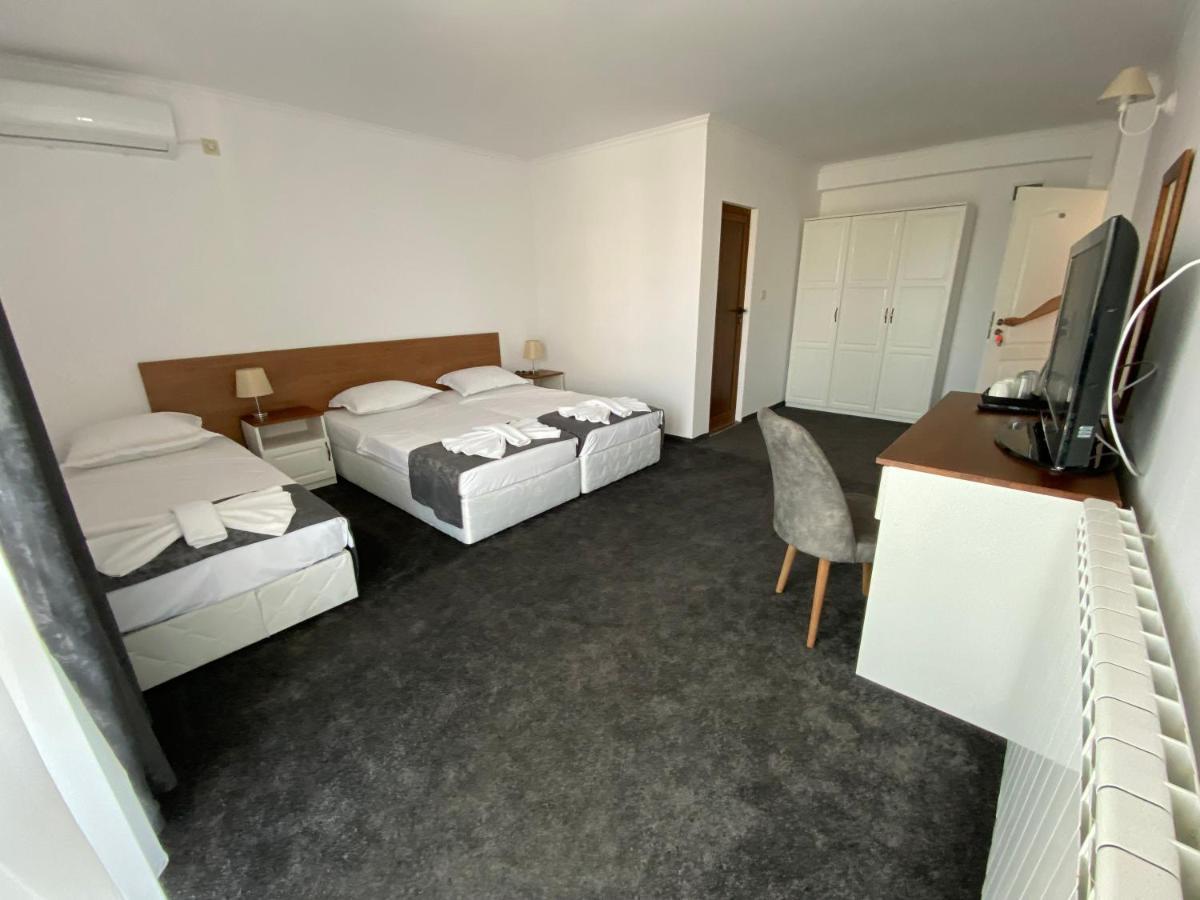 Villa Aqua Family Hotel Burgas Zewnętrze zdjęcie
