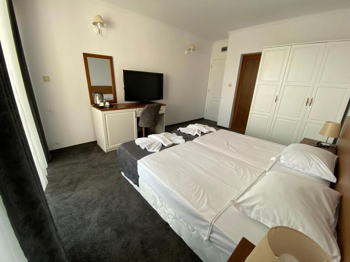 Villa Aqua Family Hotel Burgas Zewnętrze zdjęcie